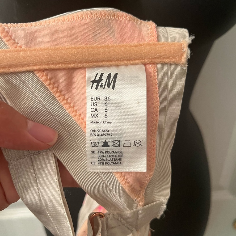 H&M Bikini Bondage Style Swim Bra Top Gorgeous Satin Straps Rose Gold Contrast - Picture 6 of 6